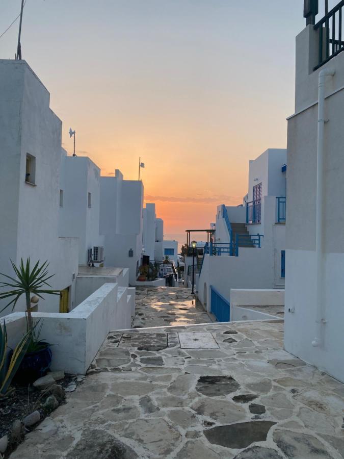 Mediterranean Sunset Apartment Klorakas Bagian luar foto