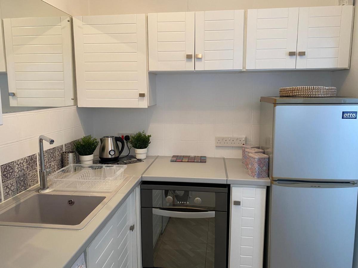 Mediterranean Sunset Apartment Klorakas Bagian luar foto